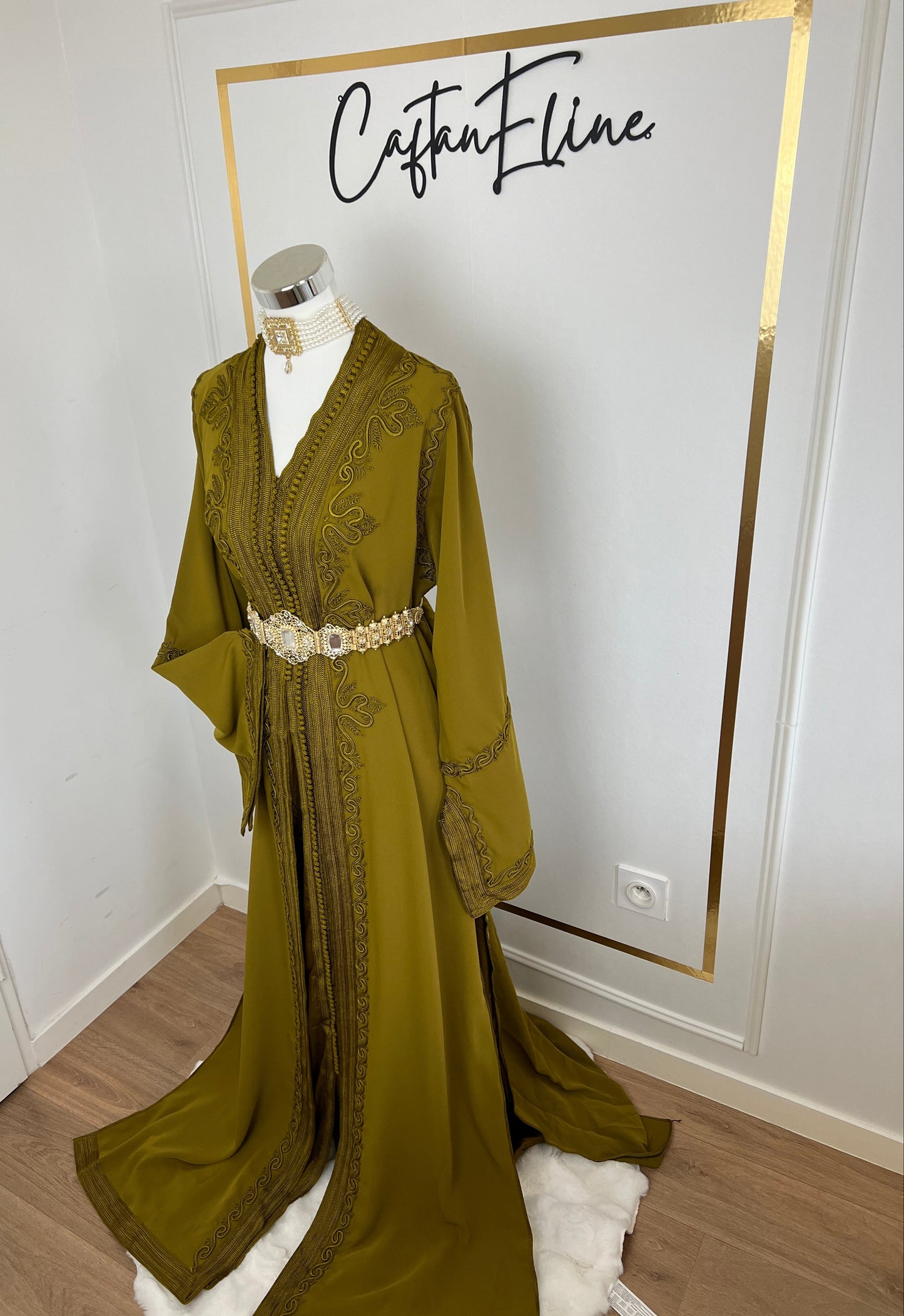 caftan 22